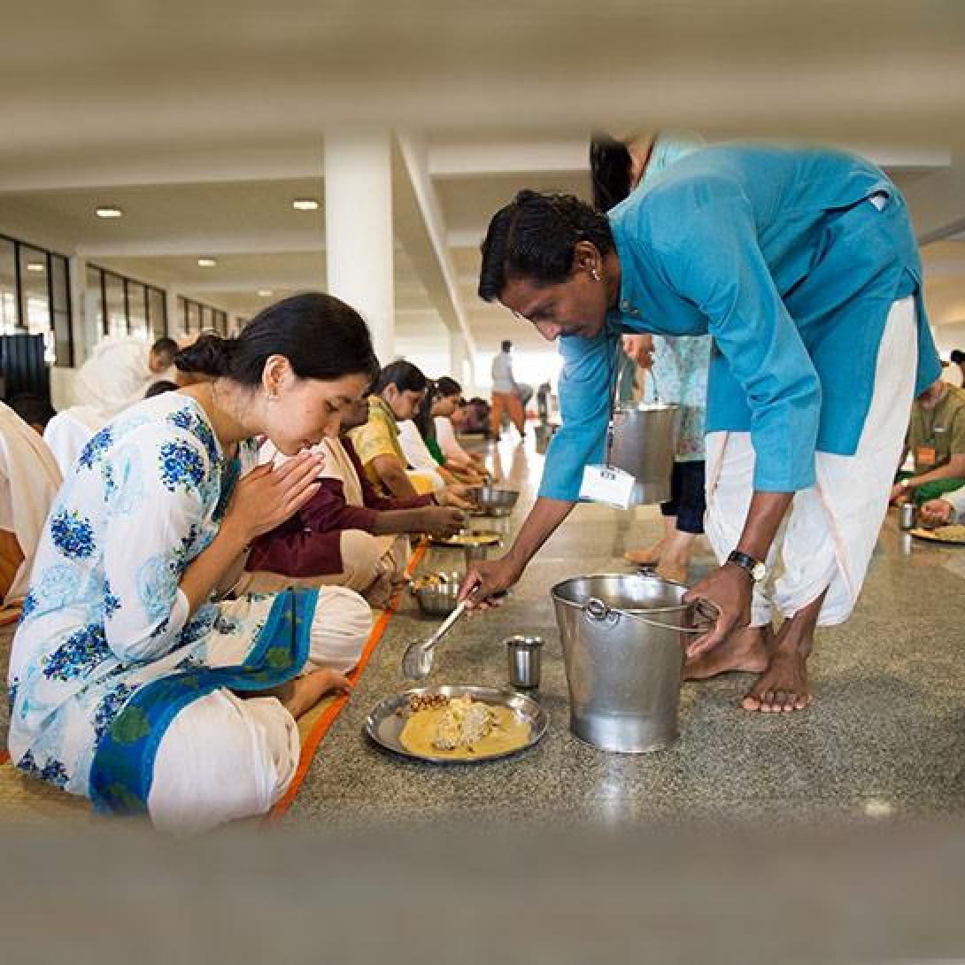Festival seva and food support